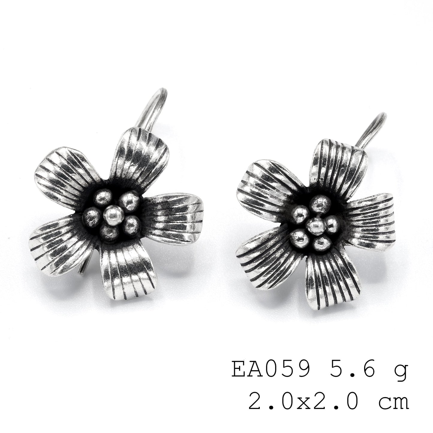 Made to last, made by hand. Flower earrings.