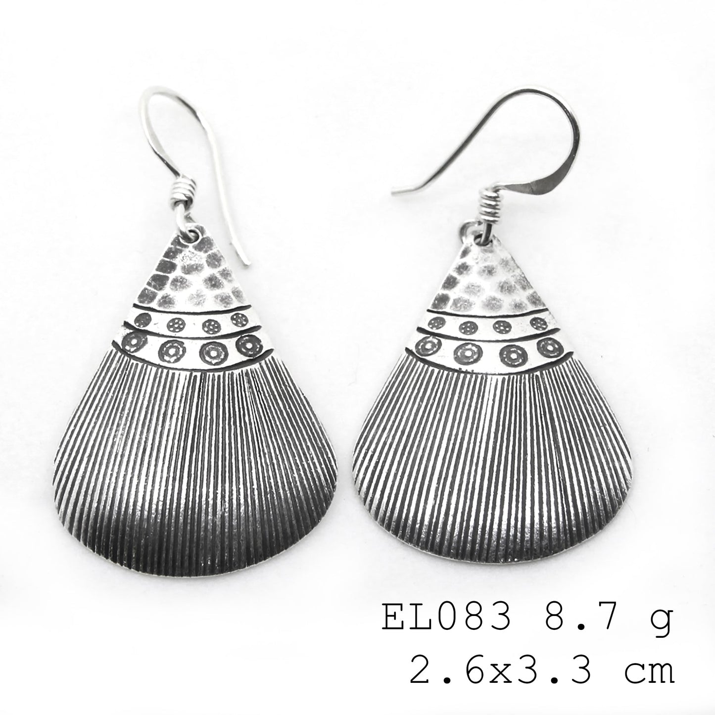 Unmatched quality in these pure silver earrings.