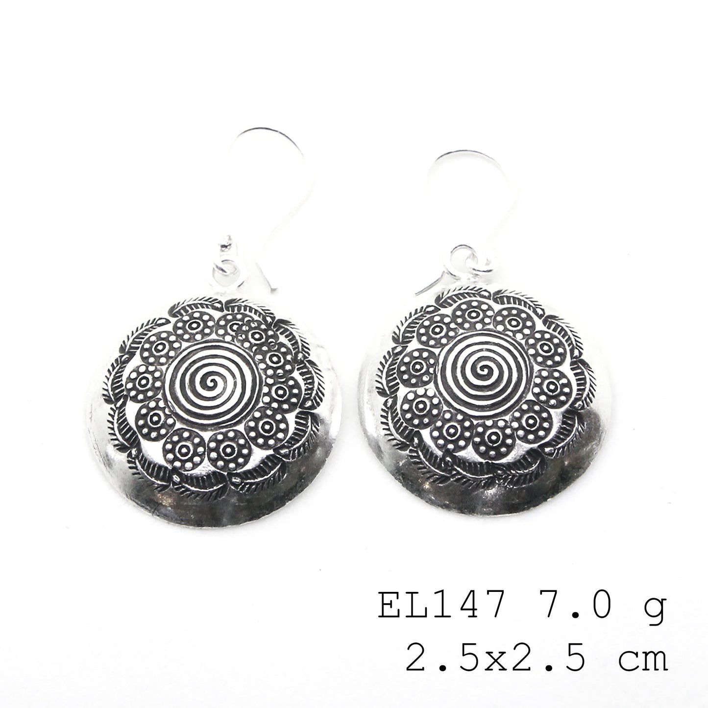 Inspired by the forest: pure silver earrings.
