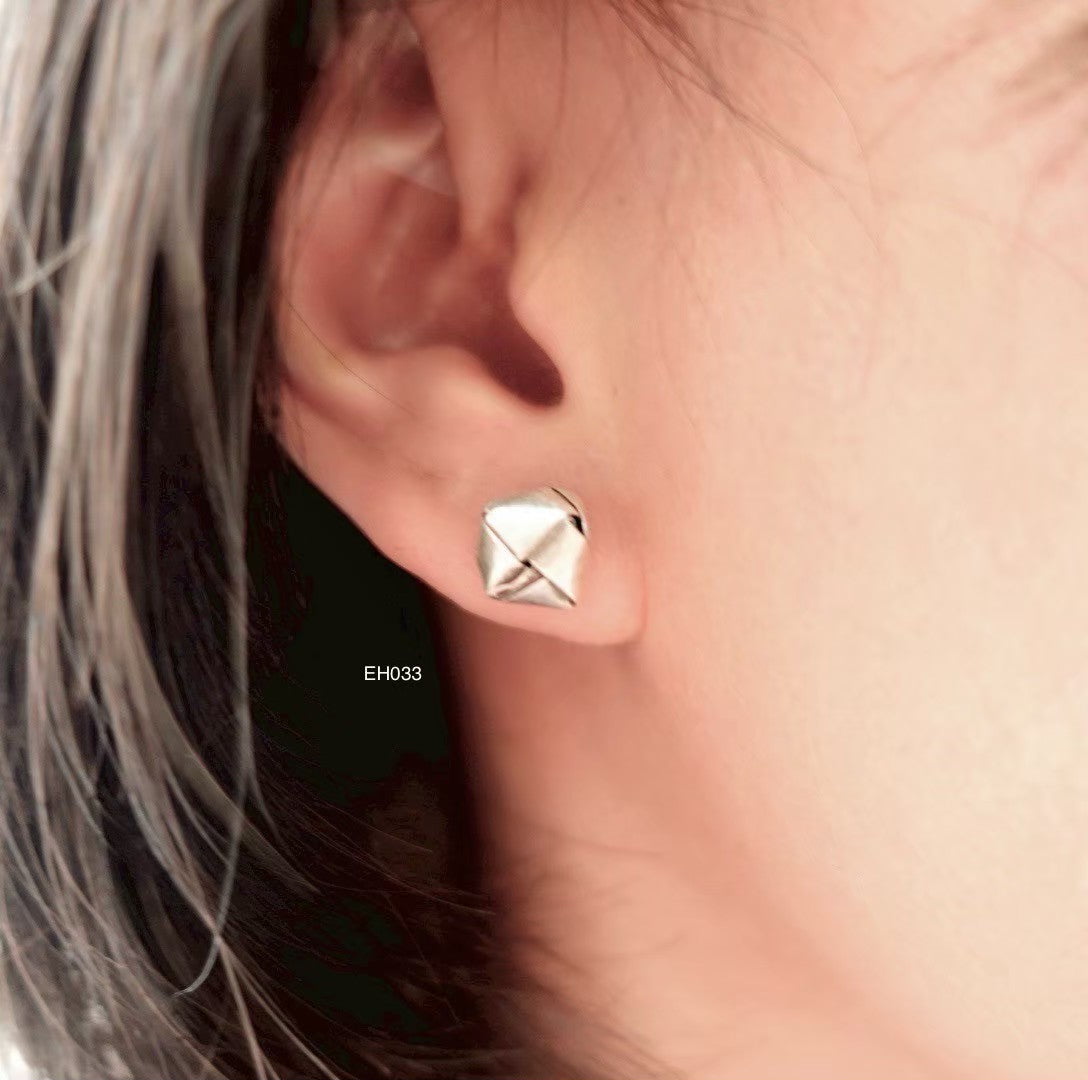 Unique 98-99% pure silver earrings. handmade silver jewelry Thailand