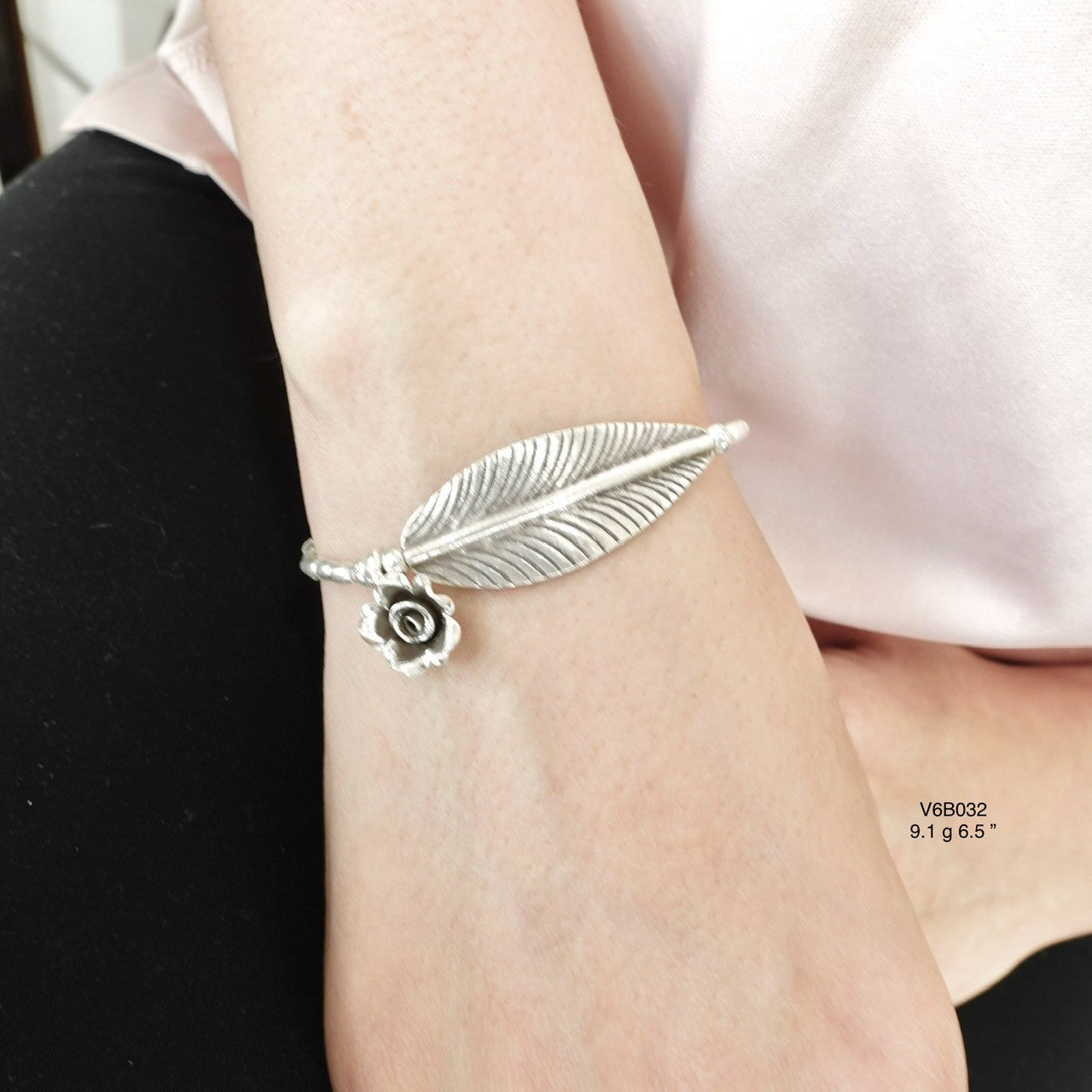 Elegant Silver Bracelet – Ideal Romantic Gift