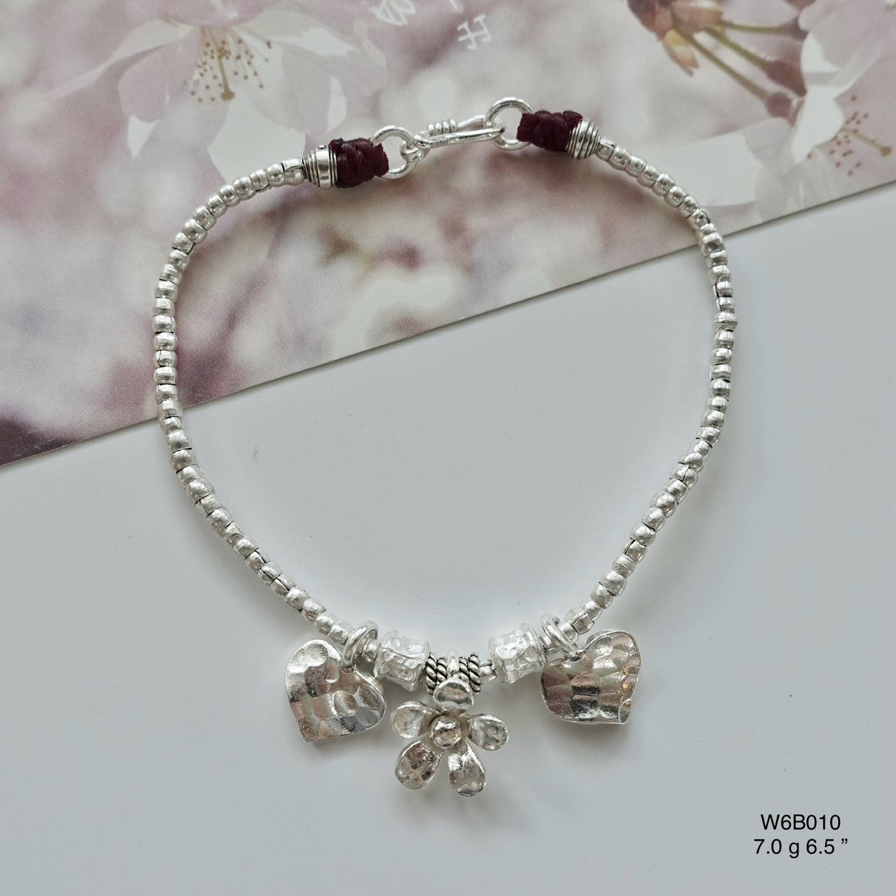 Don't wait – this stunning silver bracelet won’t stay on sale for long!