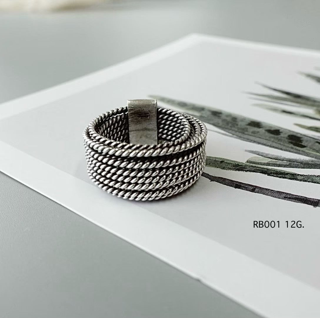 Silver ring. Hill tribe heritage, beautifully cast in silver.