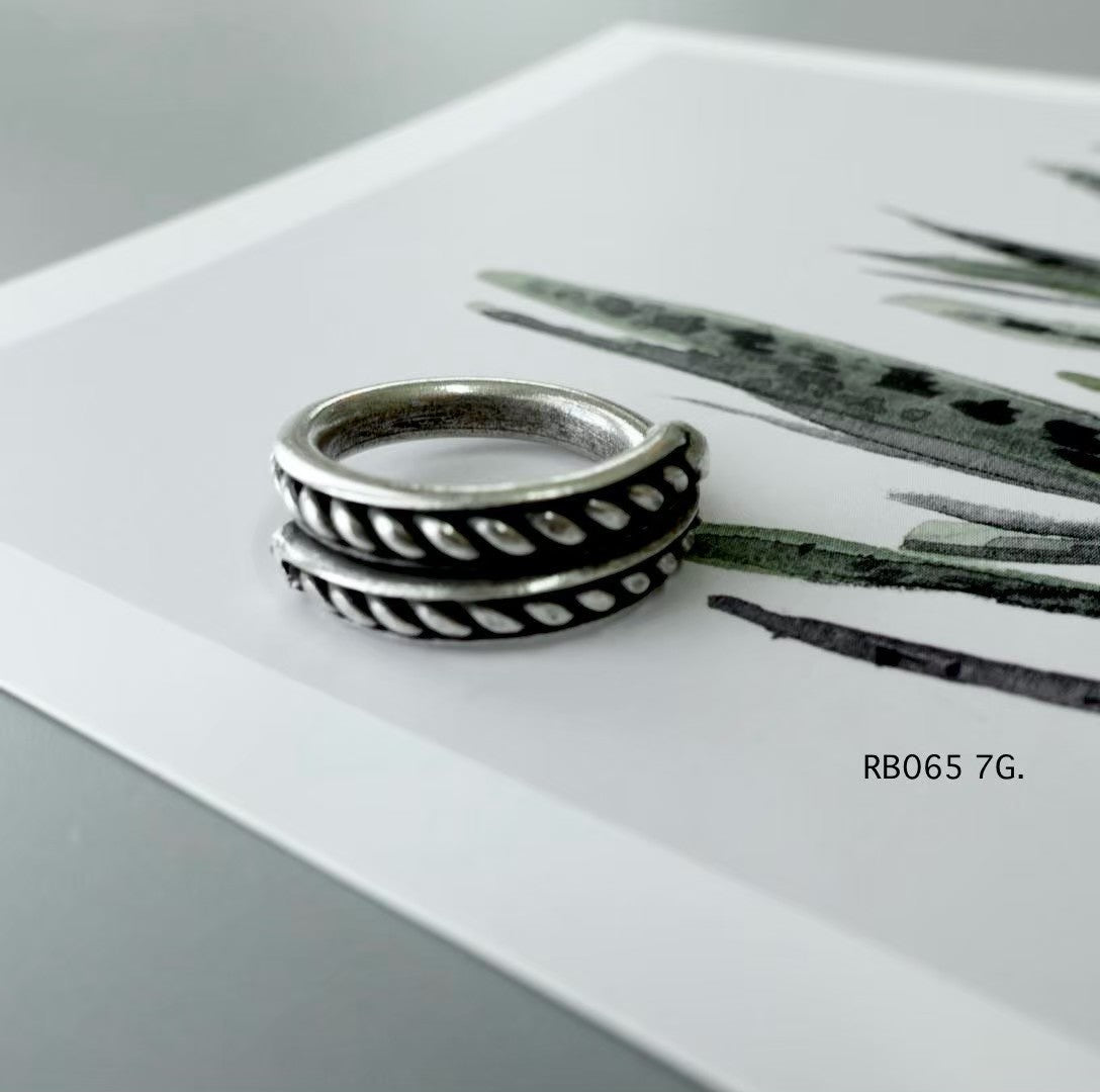 Silver ring. Silver stories from the mountains.