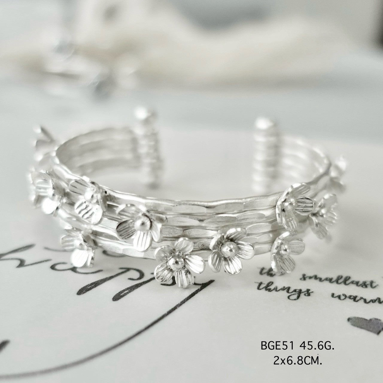 Silver bangle. Silver that speaks tradition.