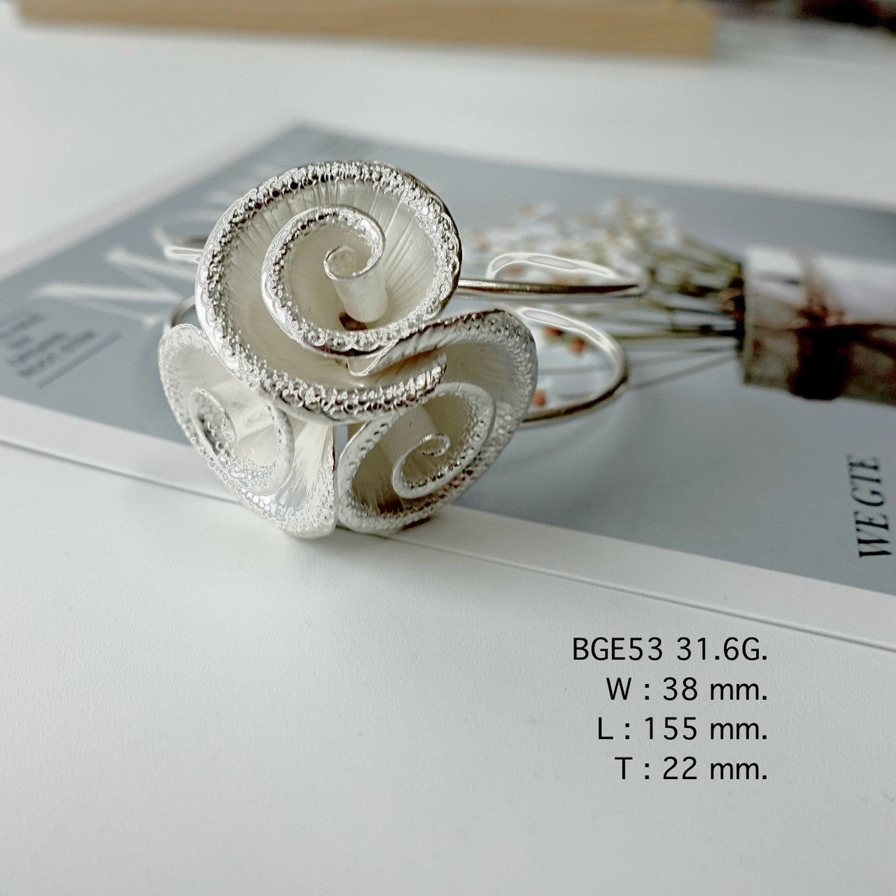 Elegance is a silver bangle away.