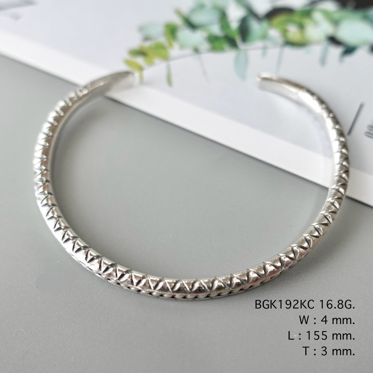 Your next favorite bangle, in pure silver.