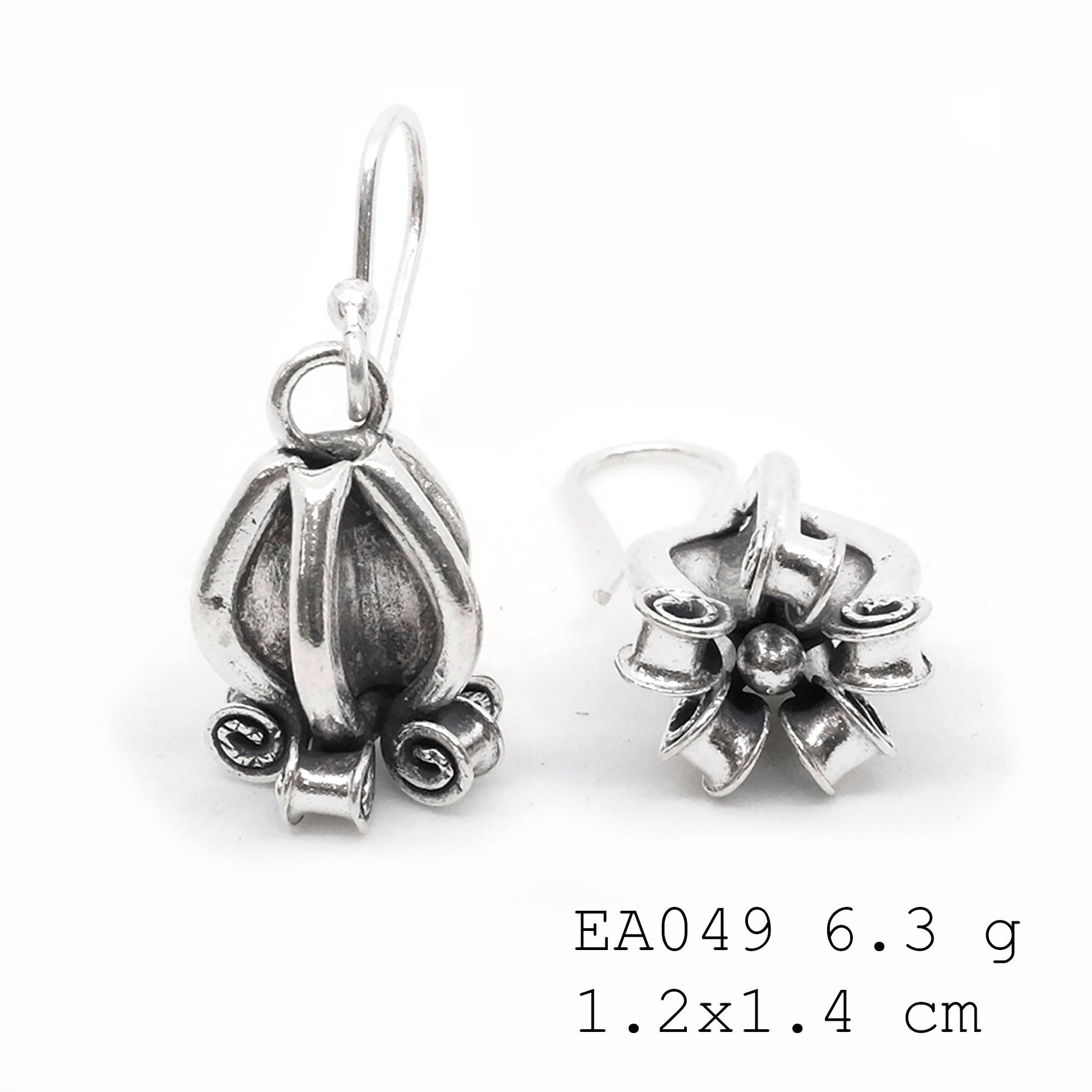 Add a little magic. Flower earrings.