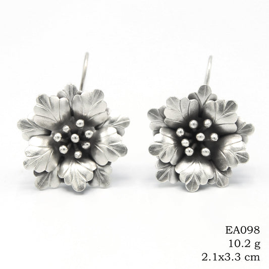 Flower blooms that never fade. Flower earrings.