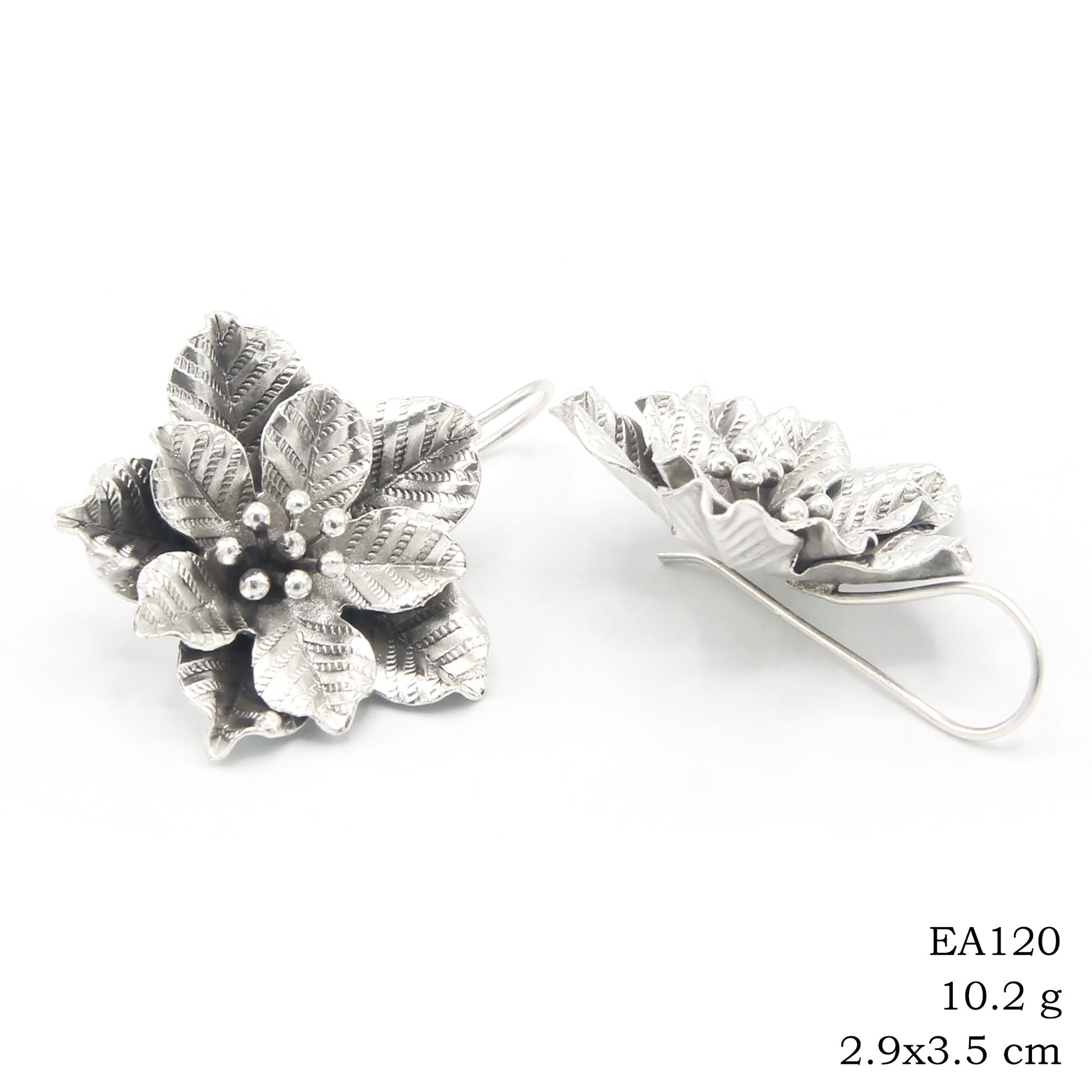 Just dropped! New flower silver earrings.