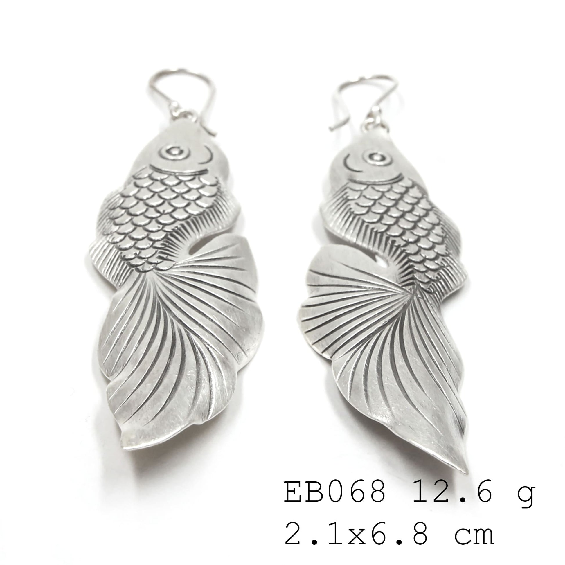 Hand-formed friendship. Handmade earrings.