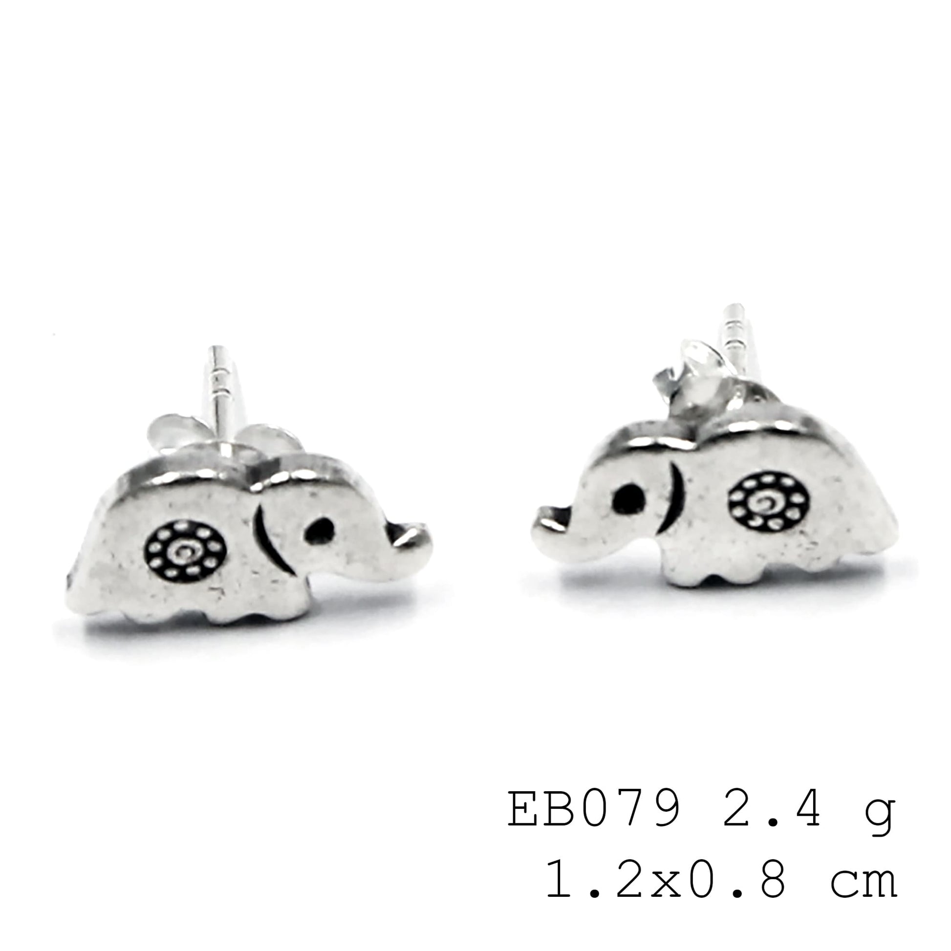 Go wild with these unique silver earrings.