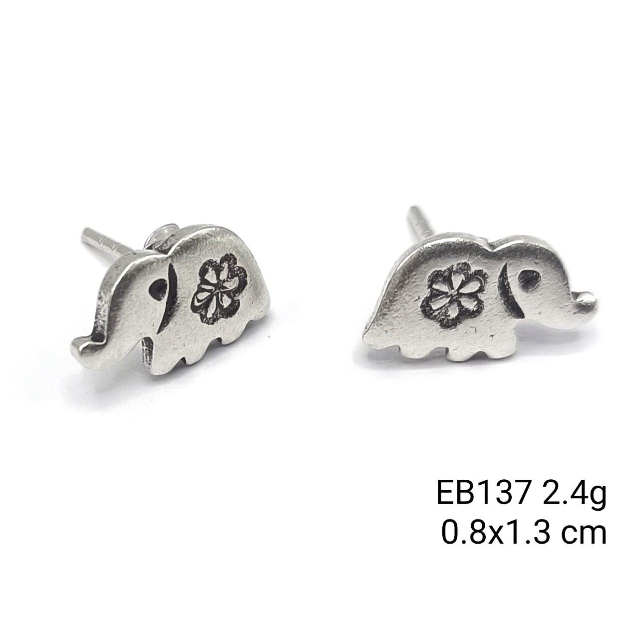 Capturing the wild in these silver earrings.