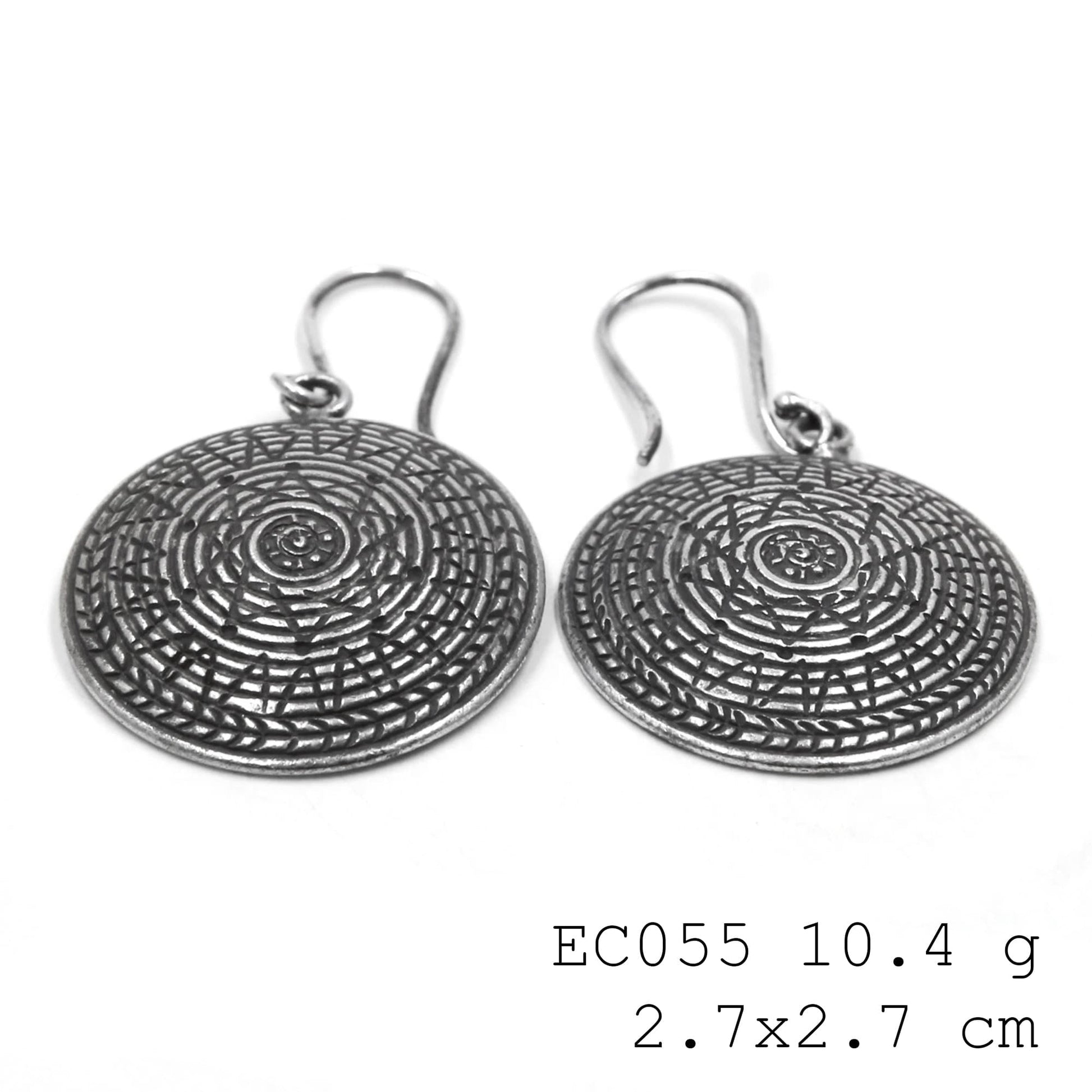 Miniature world, maxi style. Silver earrings.