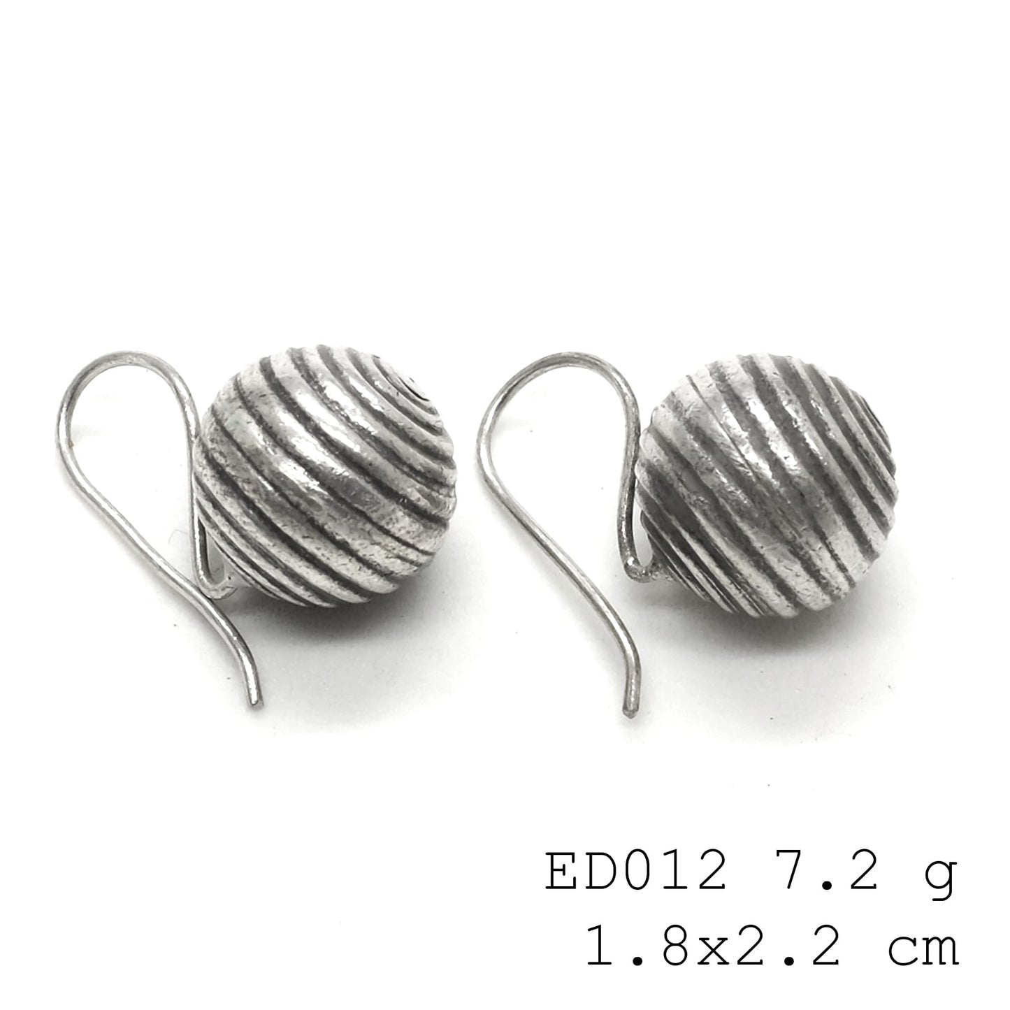 Glow up your ear stack with these polished silver earrings.