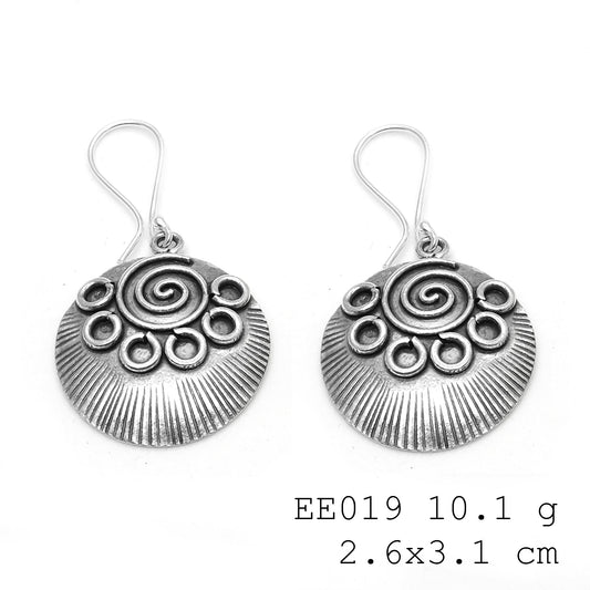 Architectural inspiration. These silver earrings are truly unique.