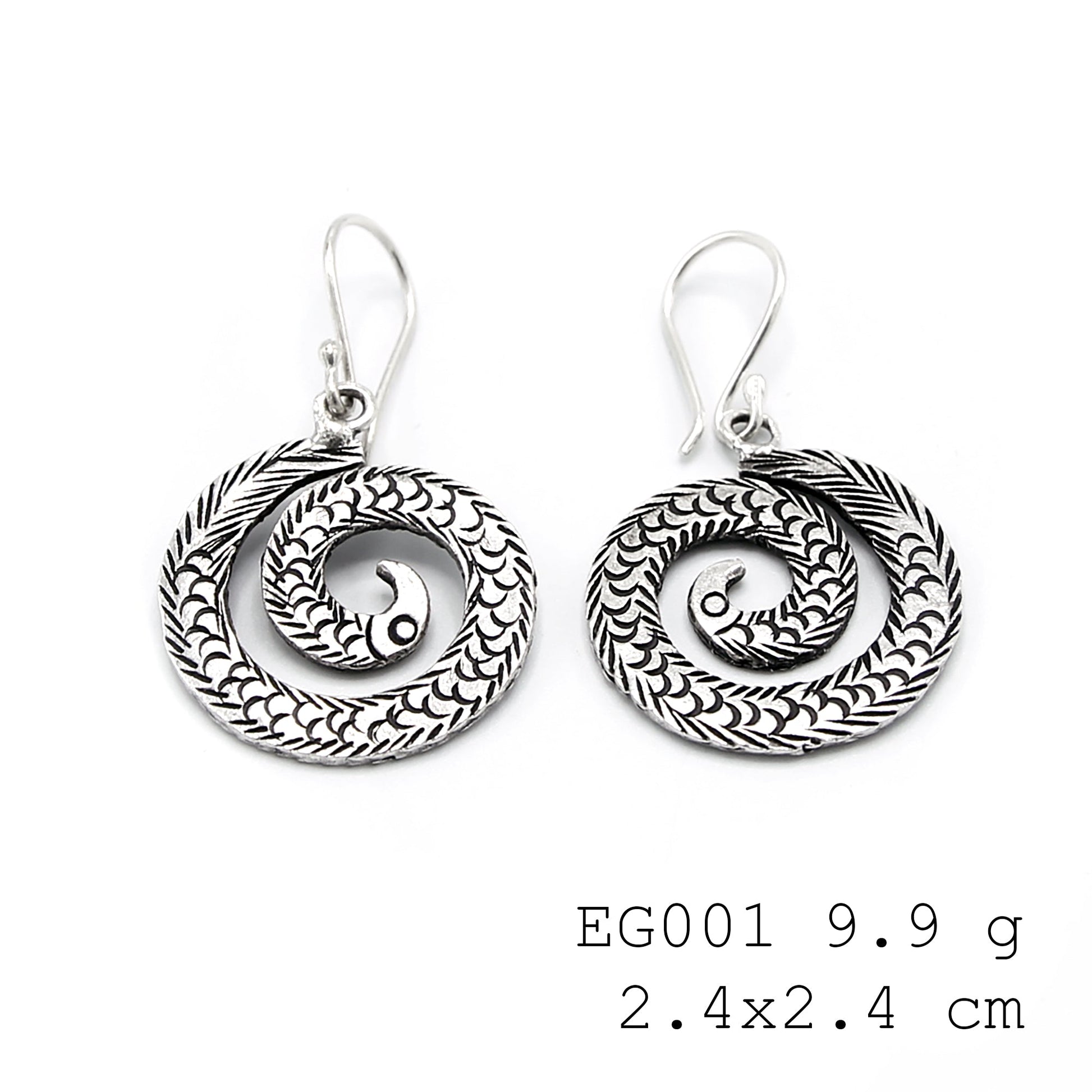 Simply silver: hang silver earrings.