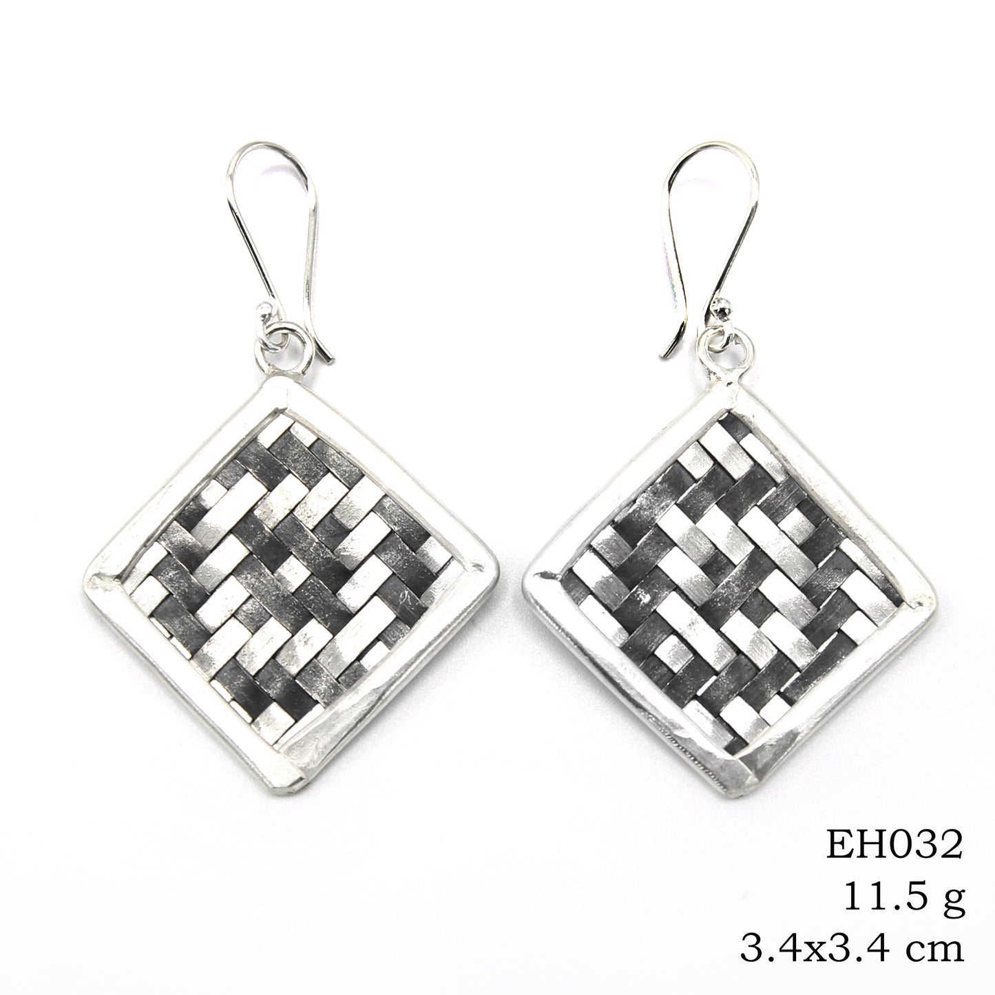 Your daily dose of woven silver earrings.