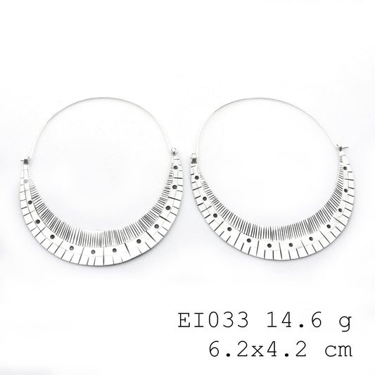 Pure silver craftsmanship in these unique silver earrings.