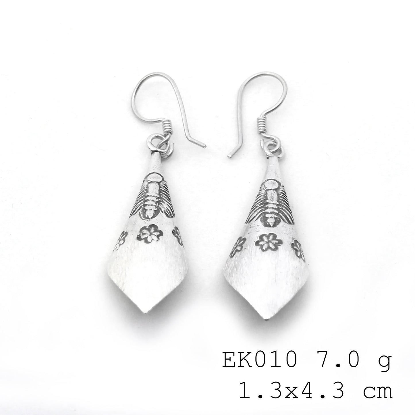 Pure silver excellence in these handmade silver earrings.