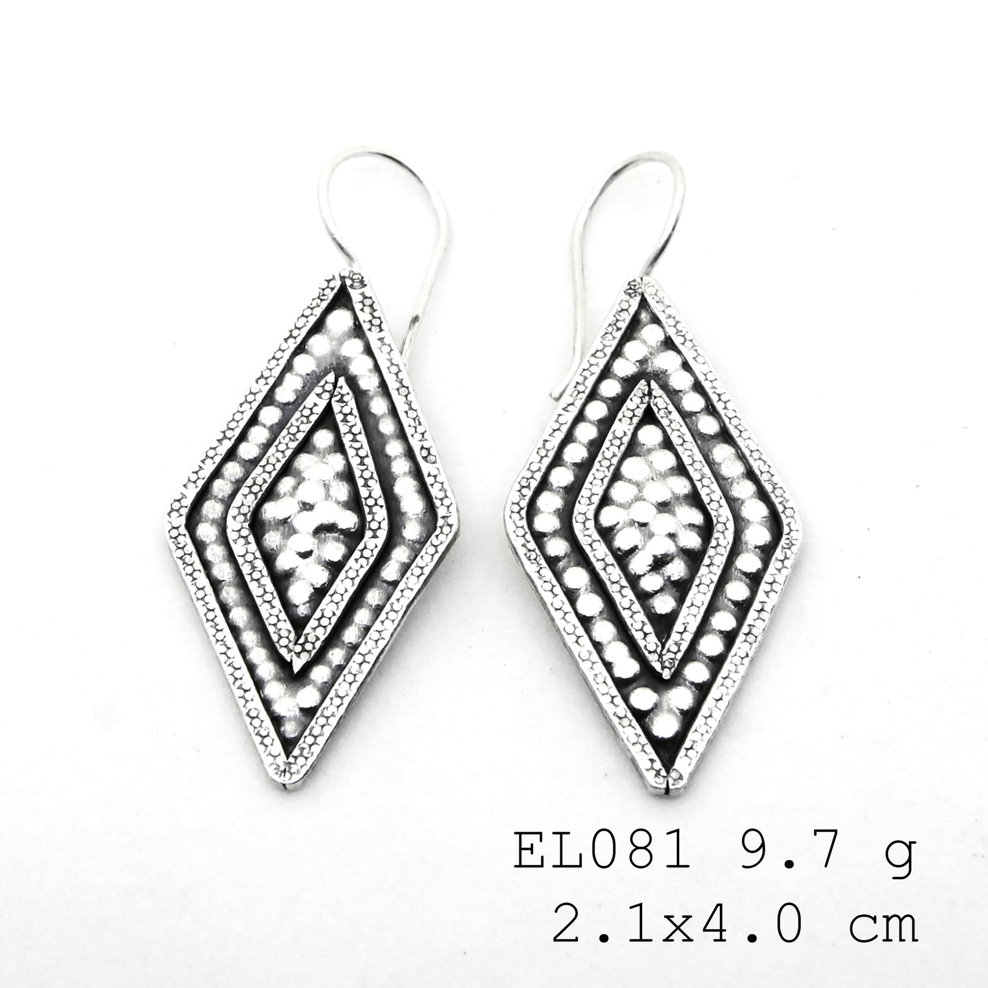 Refined craftsmanship for pure silver earrings.