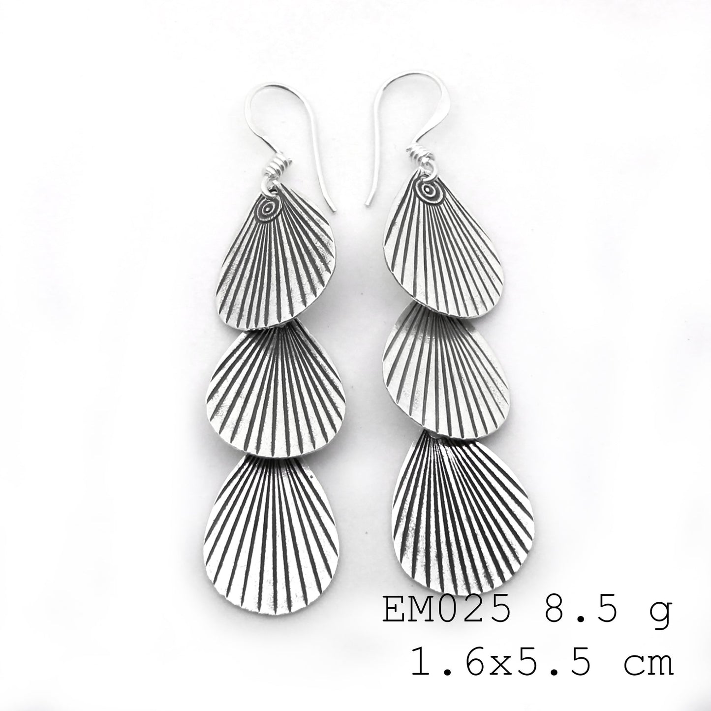Not your average jewelry. Discover 98% pure silver earrings.