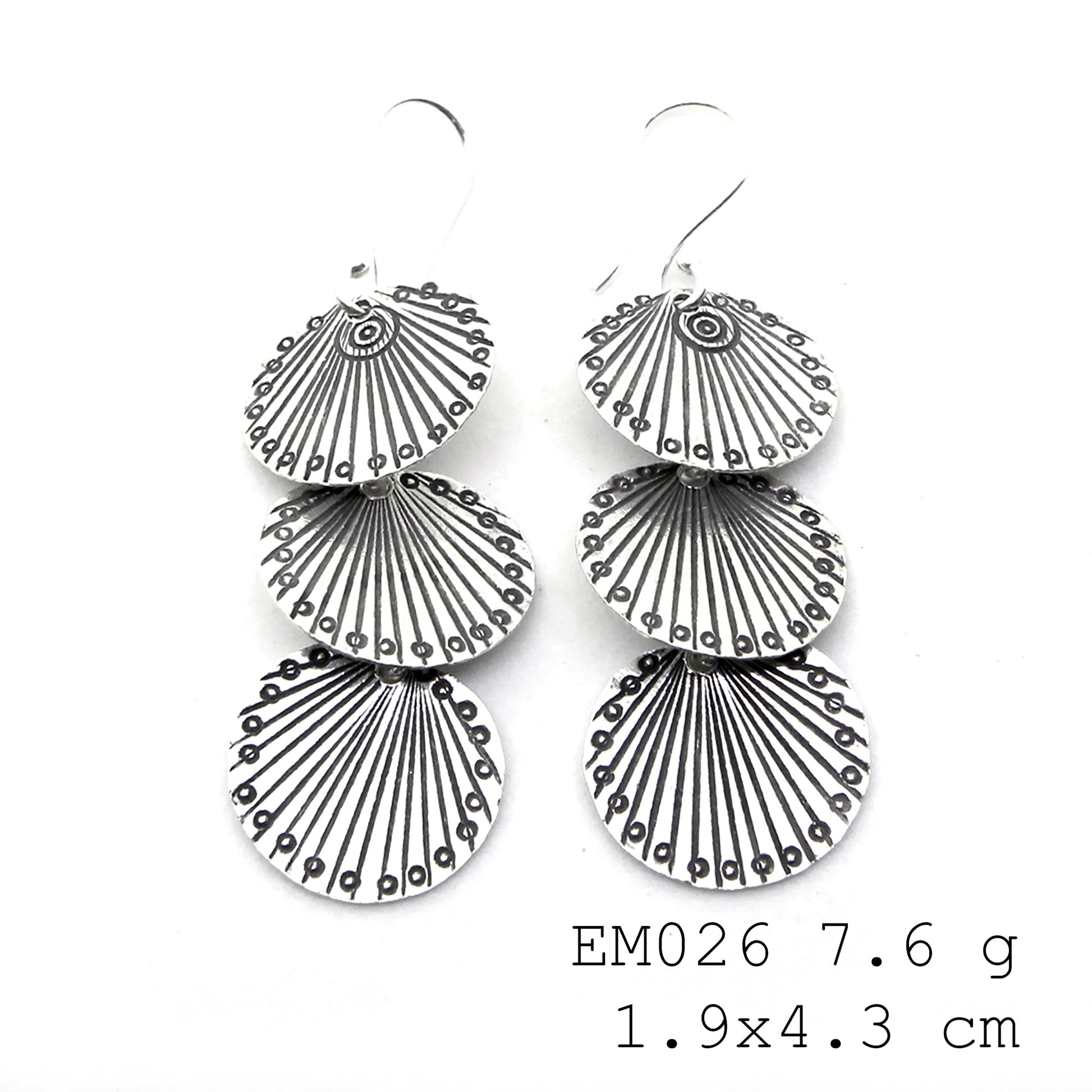 Real silver, real style. Shop our tassel silver earrings.