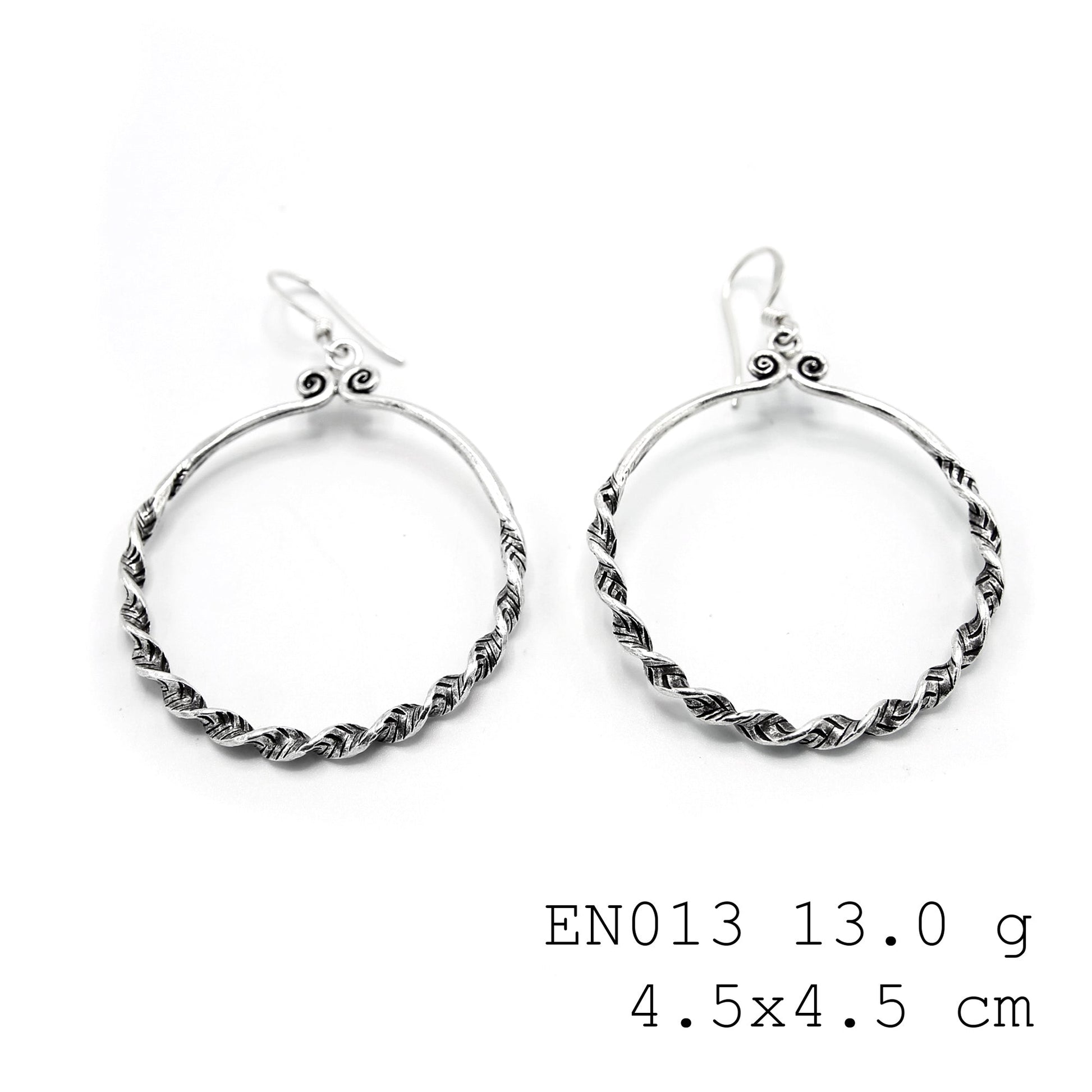 Pure silver luxury: Get your unique handmade silver earrings today.