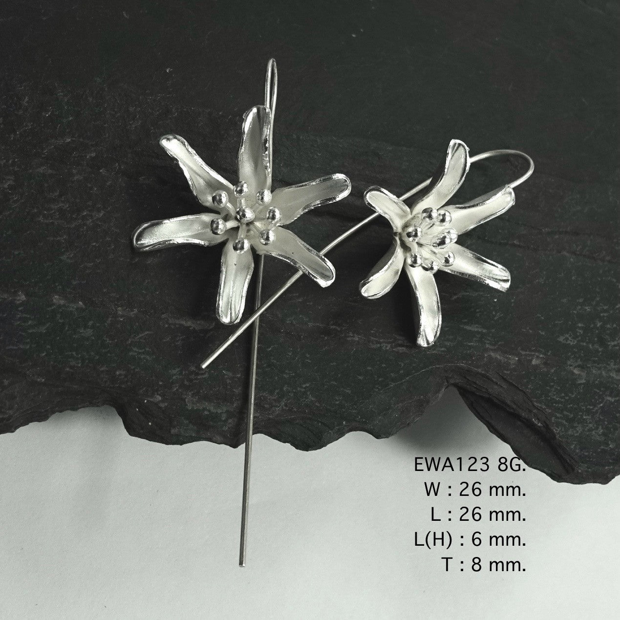 Price drop alert! Shop our handmade white flower silver earrings.