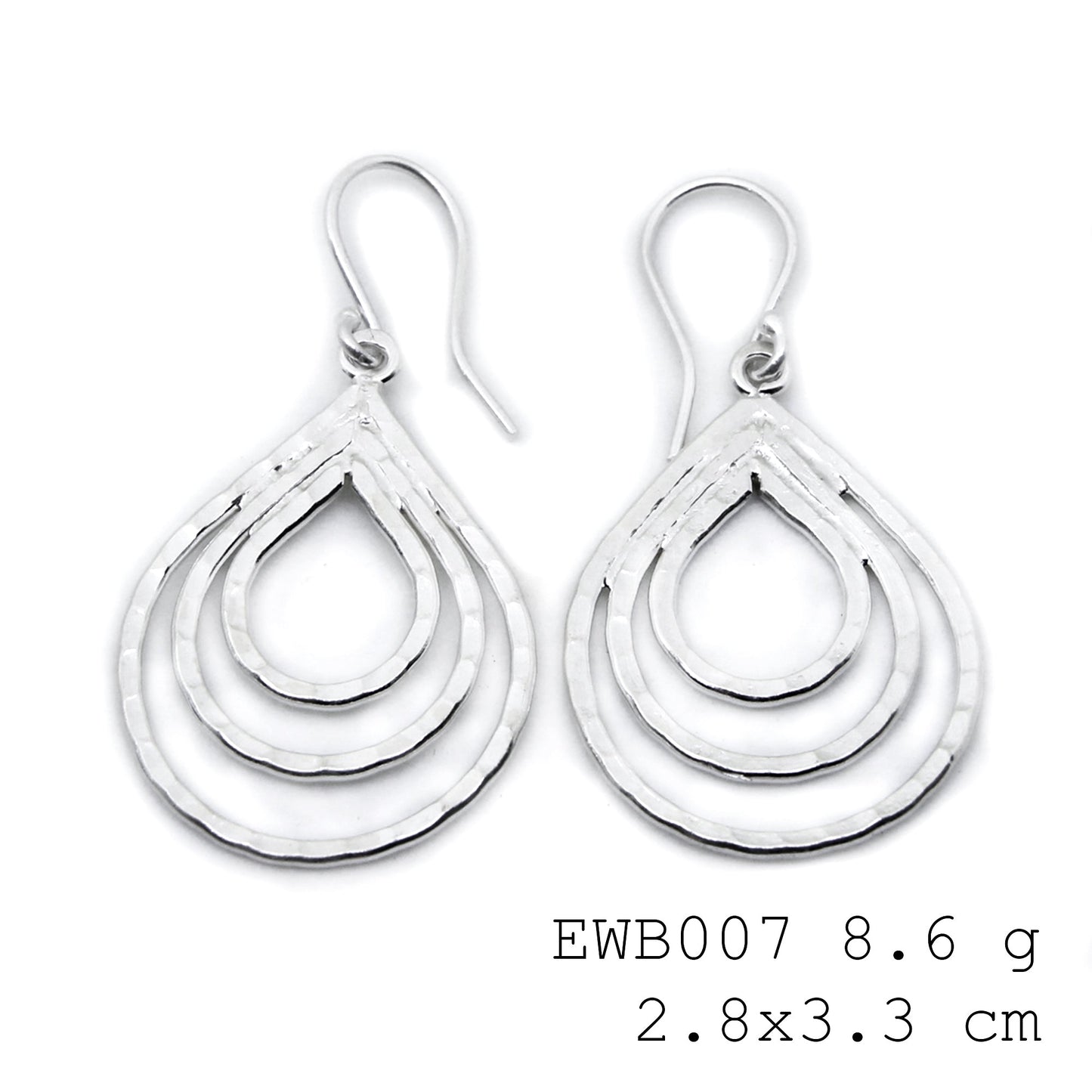 The 98% pure snail silver earrings everyone is talking about.