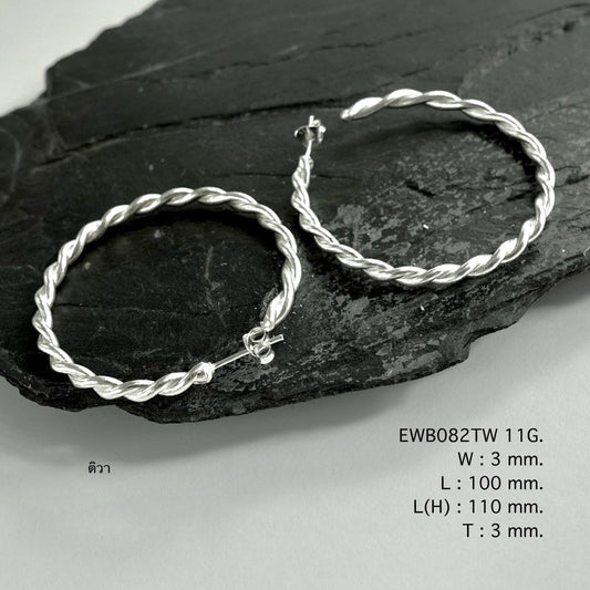 You’ve never seen anything like these 98% pure snail silver earrings.