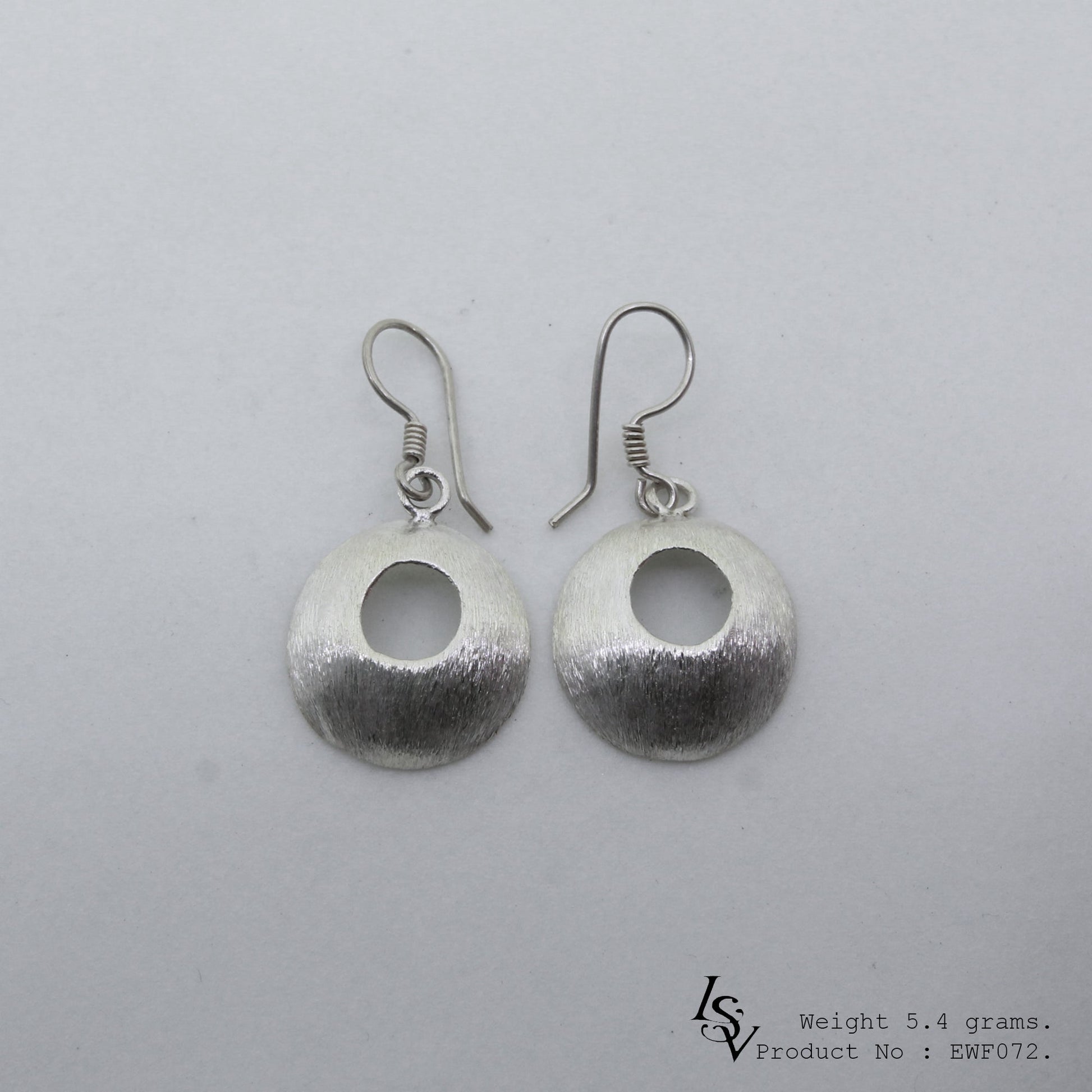 Your search for the perfect silver earrings ends here.