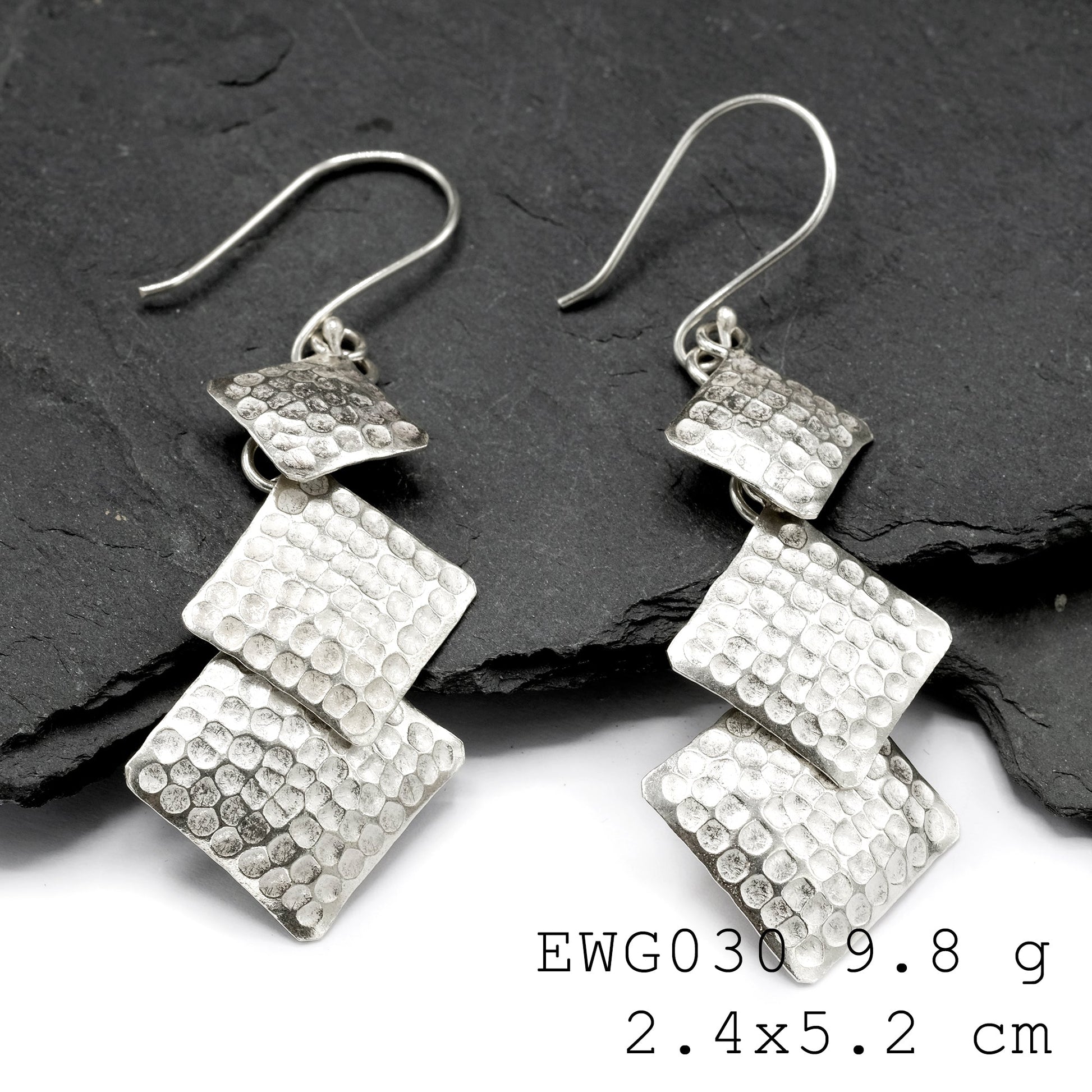 Elevate your jewelry game with these two-layer silver earrings.