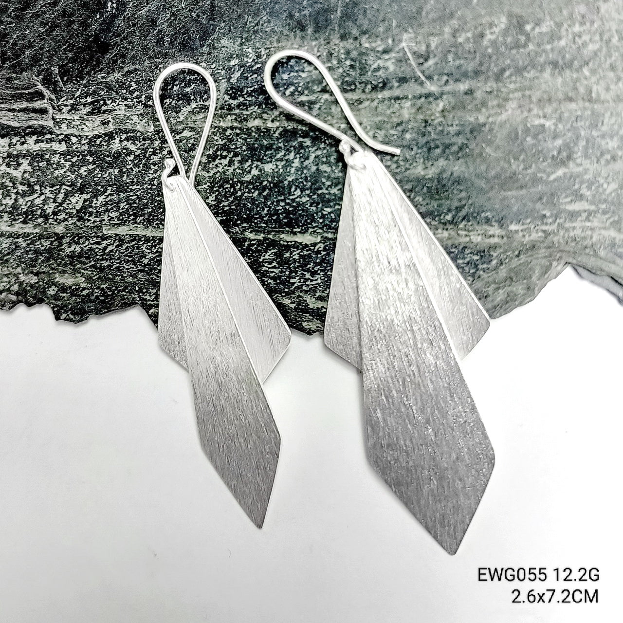 Only a few left! Grab these 98% pure two-layer silver earrings.