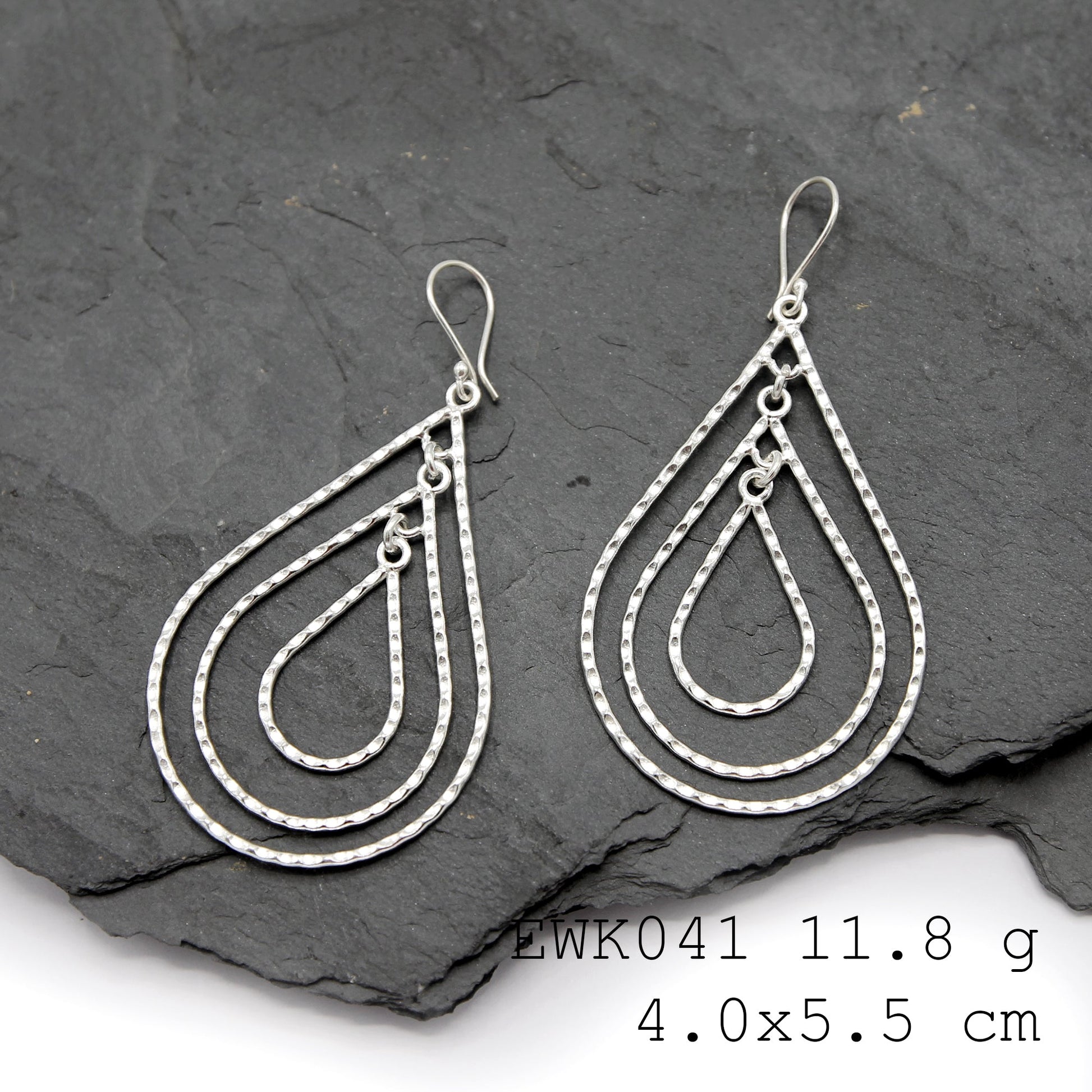 Simple. Modern. Pure. Get your white line silver earrings today.