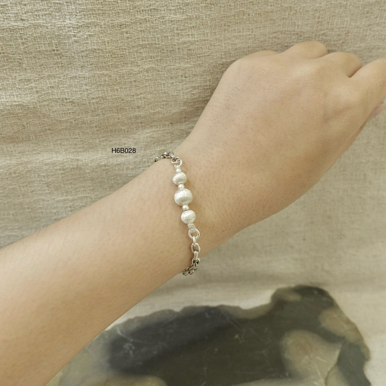 Exquisite Handmade Silver Bracelet - 98% High-Quality Silver