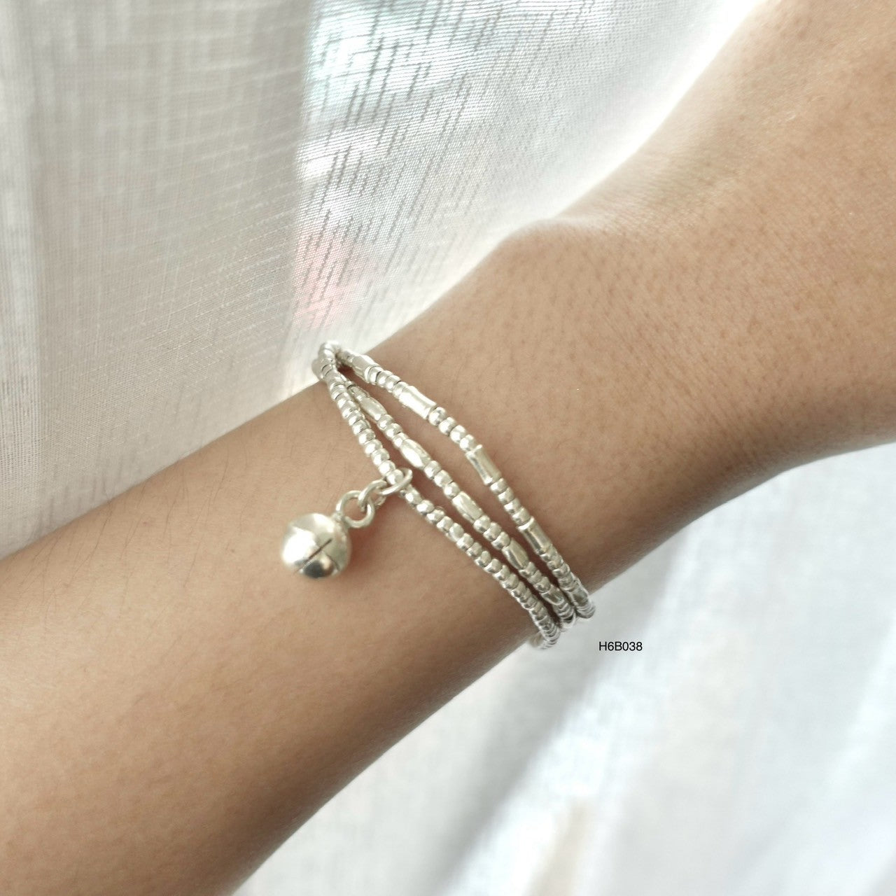 Fine Silver Bracelet (98%) - Handcrafted Design