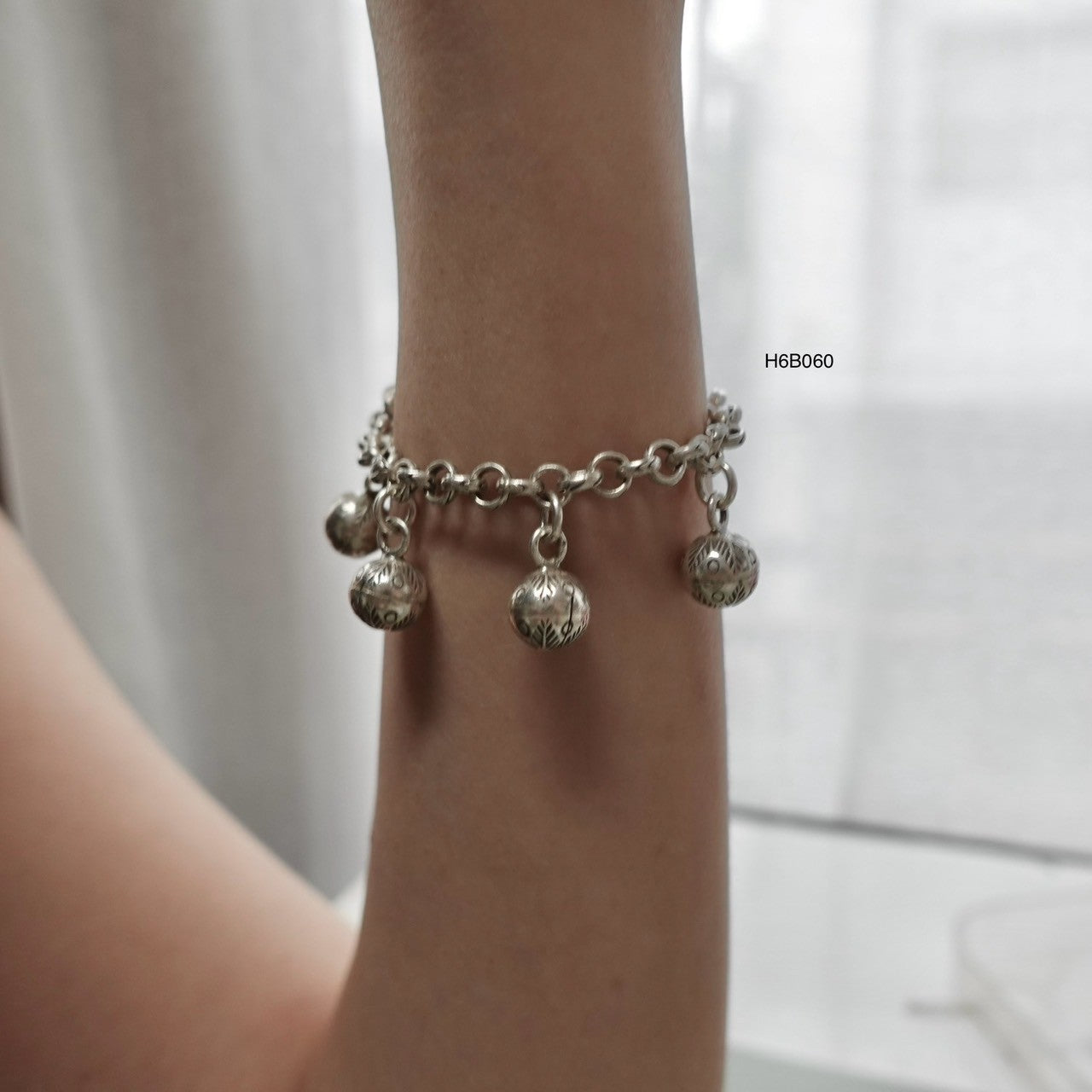 Premium 98% Pure Silver Bracelet - Hand-Forged Textured Style