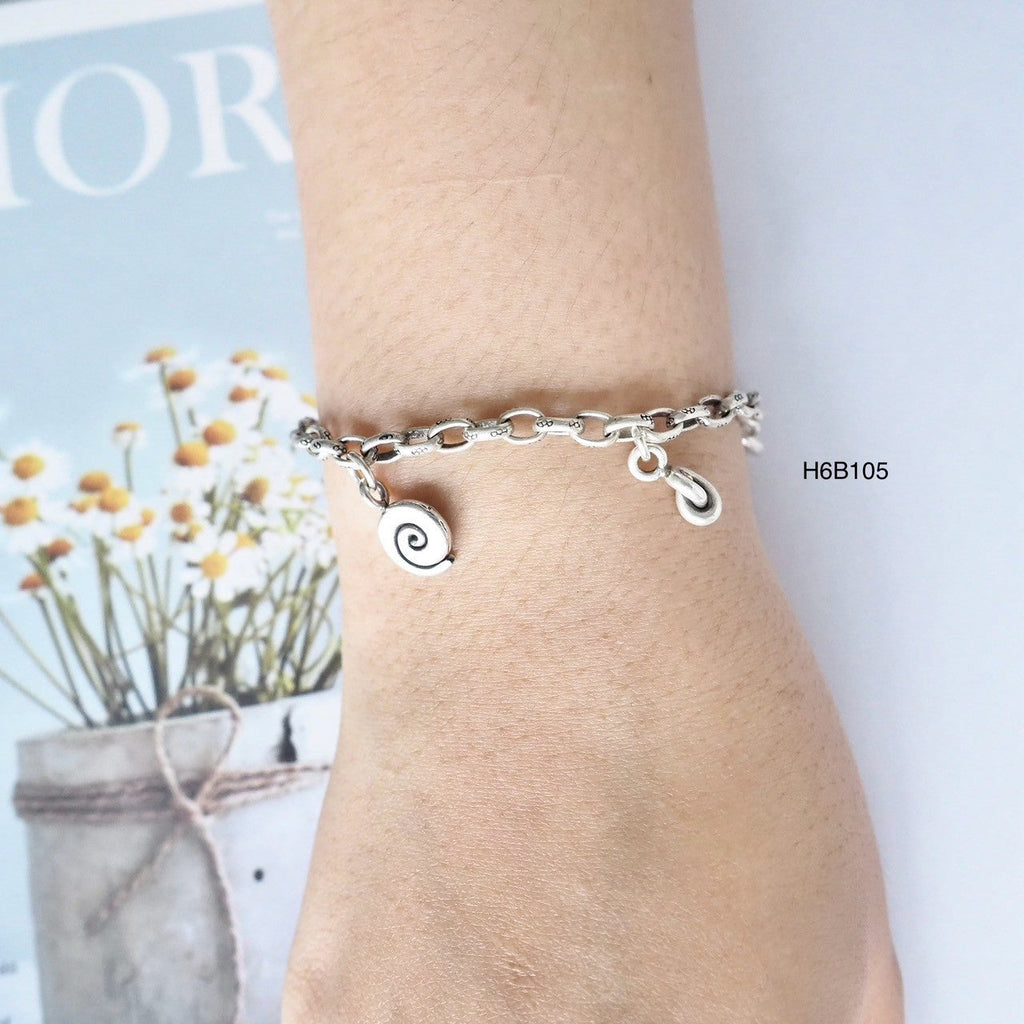 More silver, more shine. Get the 98% silver bracelet now.