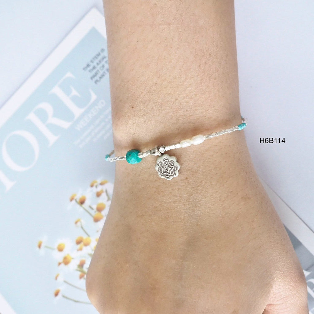 Stop scrolling! Your dream silver bracelet is right here.