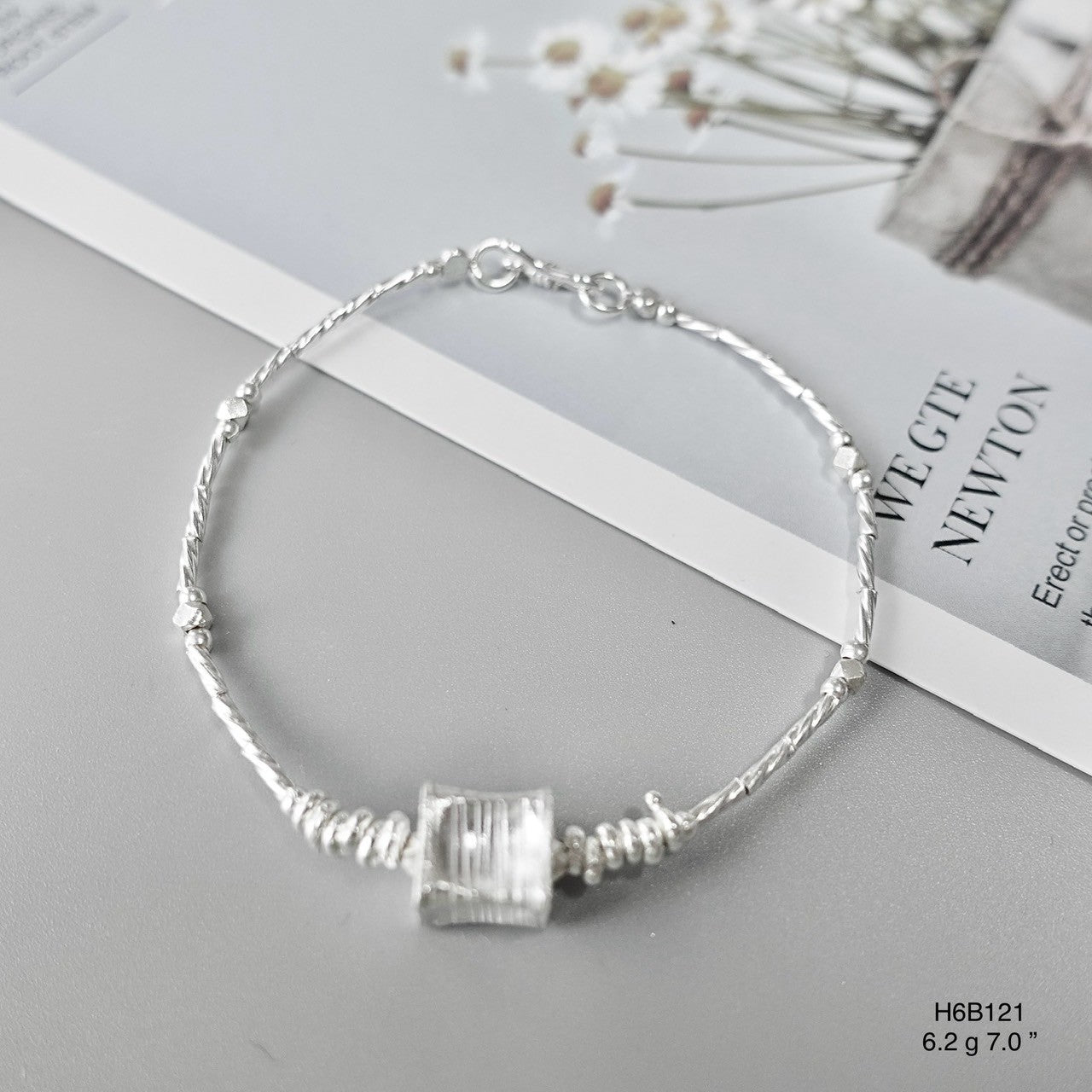 Flash sale! Grab this 98% silver bracelet before it’s gone.