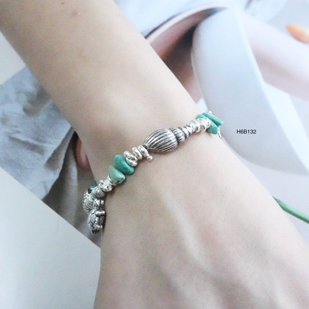 Treat yourself to the luxury of a 98% silver bracelet.