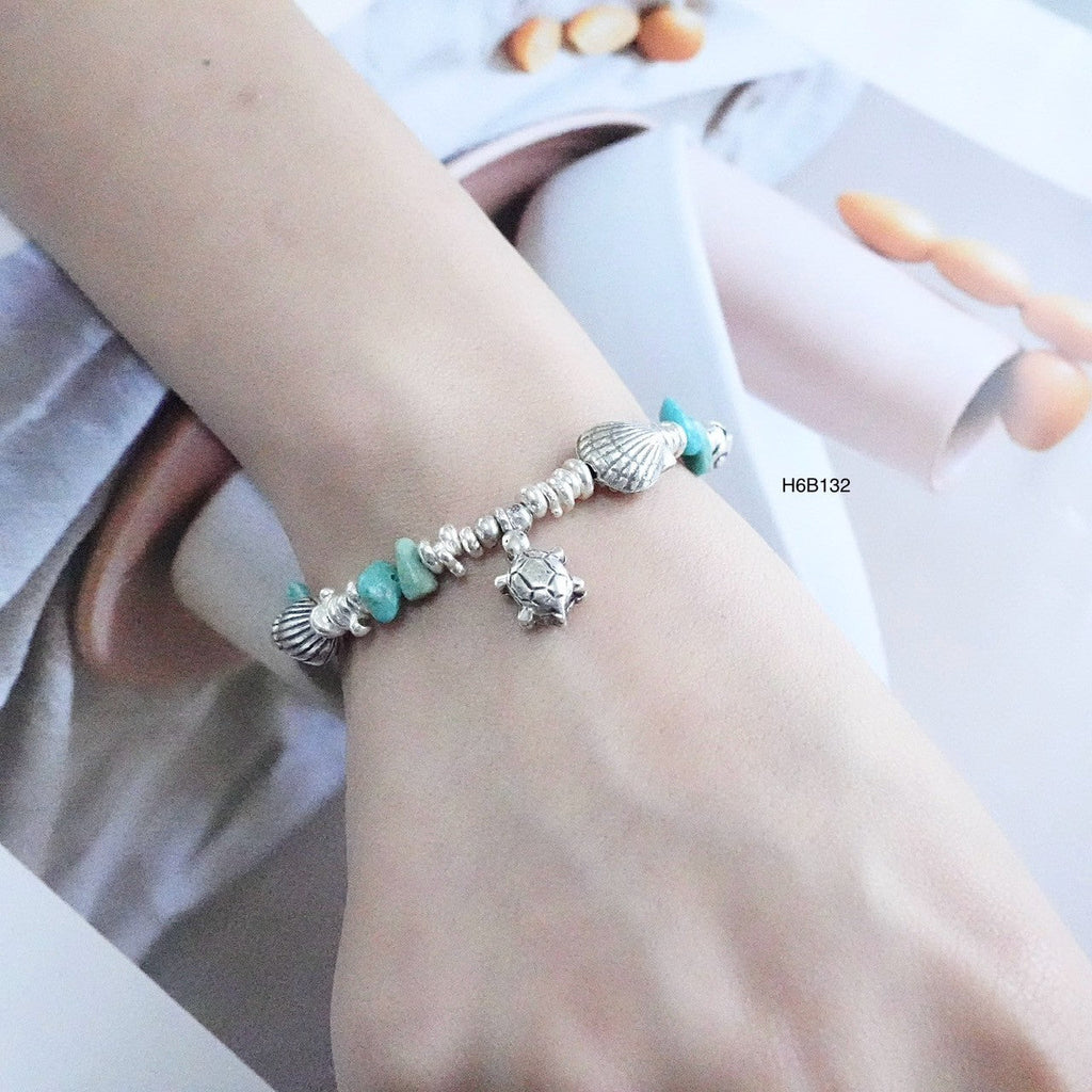 Treat yourself to the luxury of a 98% silver bracelet.