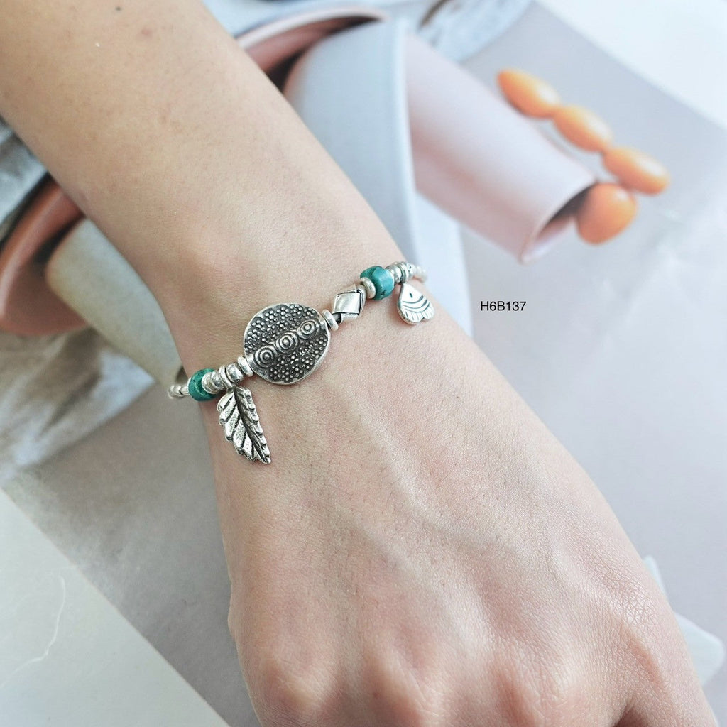 Timeless style starts with this 98% silver bracelet.