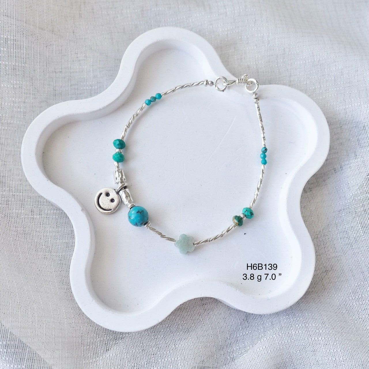 Upgrade your look instantly with this silver bracelet.