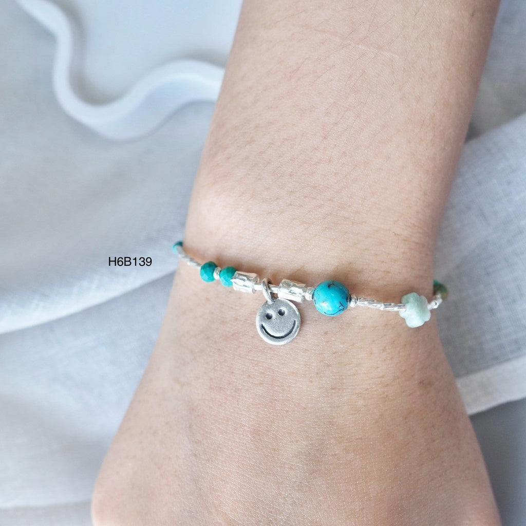 Upgrade your look instantly with this silver bracelet.