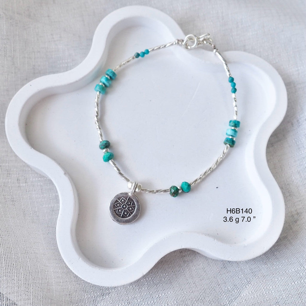 98% pure. 100% stunning. Shop the bracelet.
