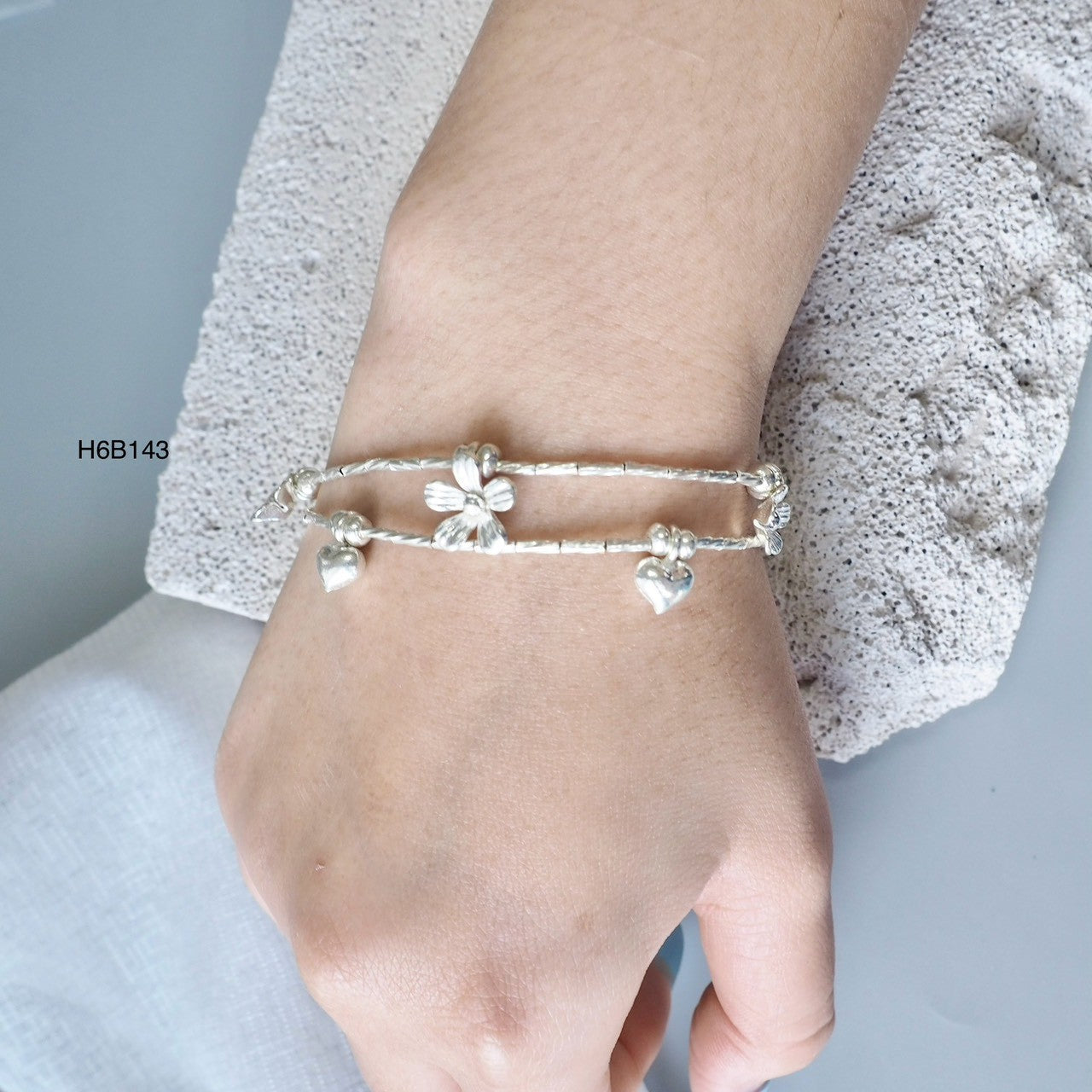 Click for 98% silver bracelet magic.