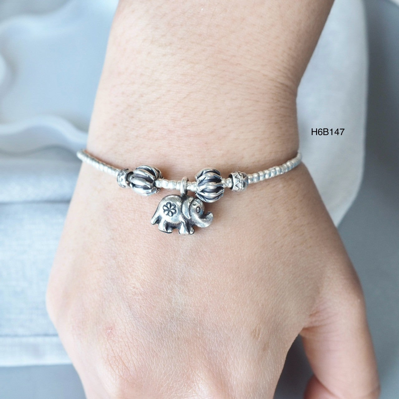 Your wrist deserves this silver bracelet.