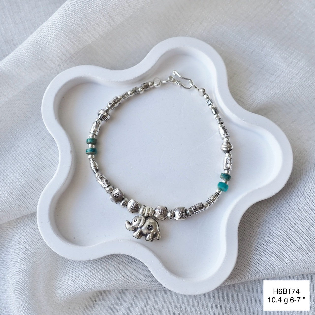 The perfect gift: a beautiful, handmade Thai silver bracelet.